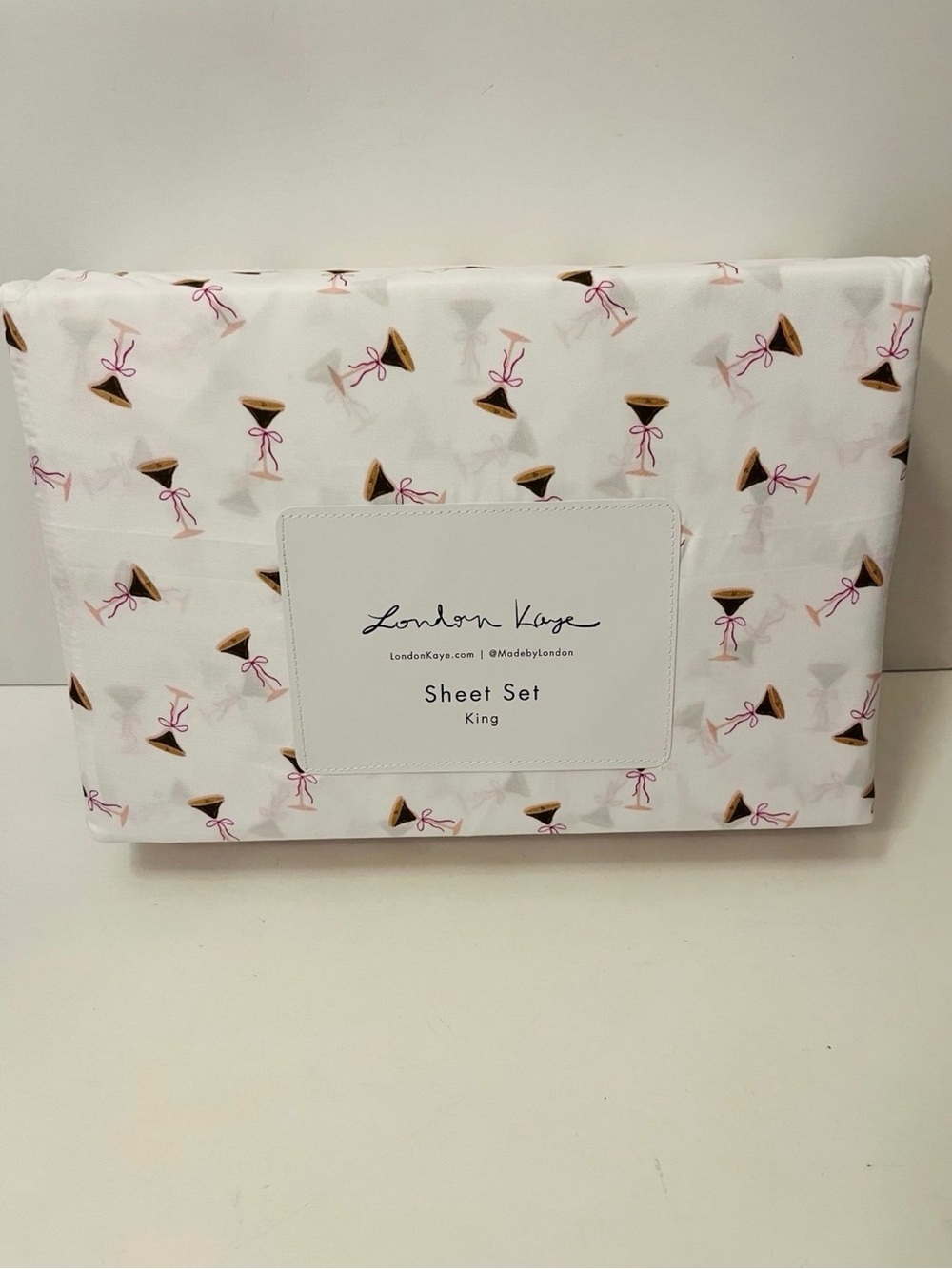 London Kaye King Size White Sheet Set Cafe Espresso Martini Glasses with Bows